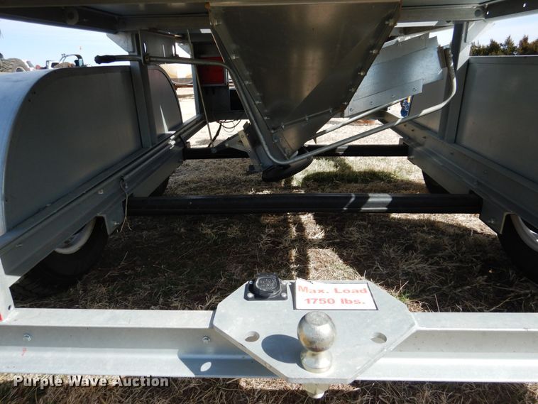 image for item DJ3052 ADS bulk seed buggy