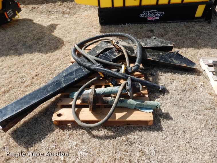 image for item DJ3054 (2) Demco saddle tanks