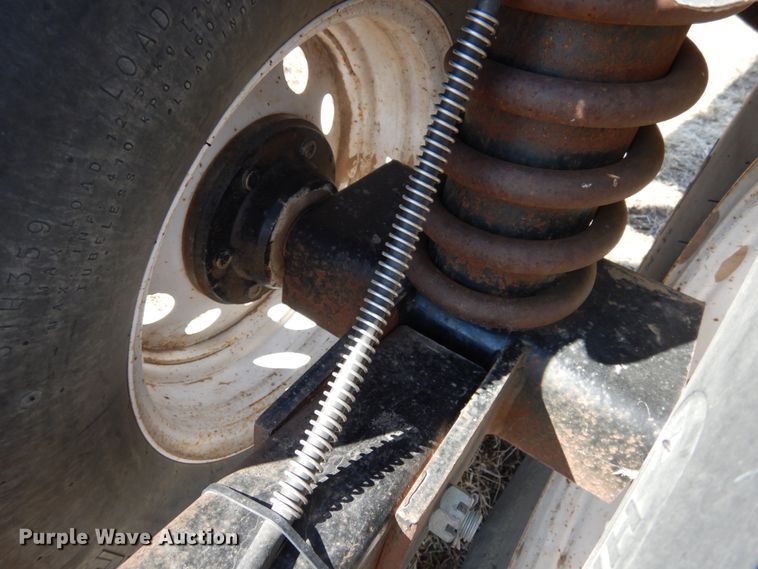 image for item DJ3058 Stud King MD38 header trailer