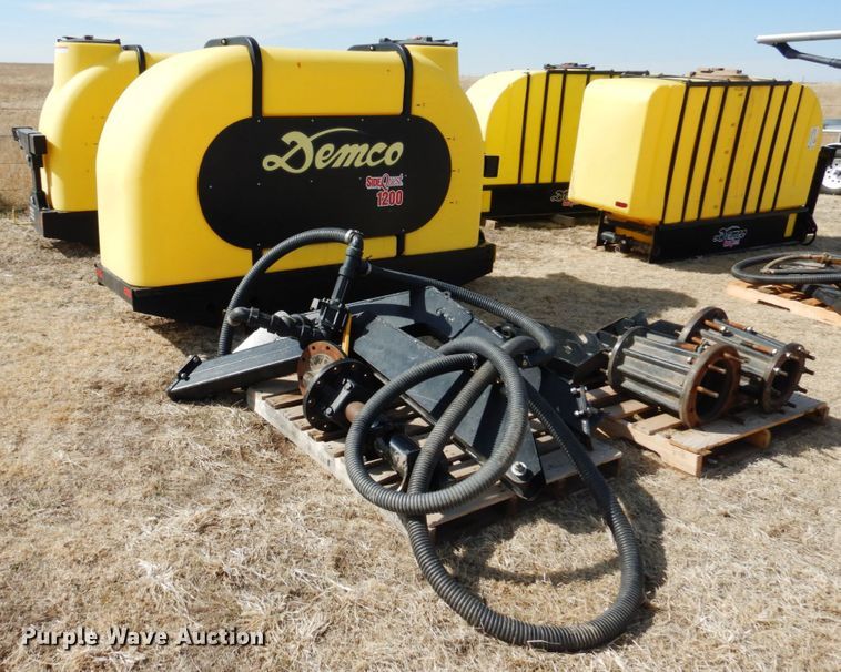 image for item DJ3061 (2) Demco Side Quest 1200 saddle tanks