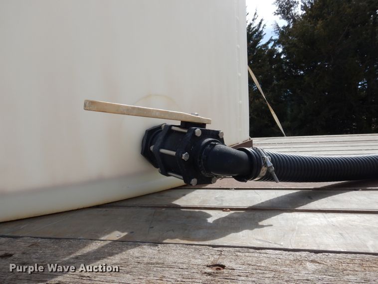 image for item DJ3071 1998 Trailmobile flatbed nurse tank trailer