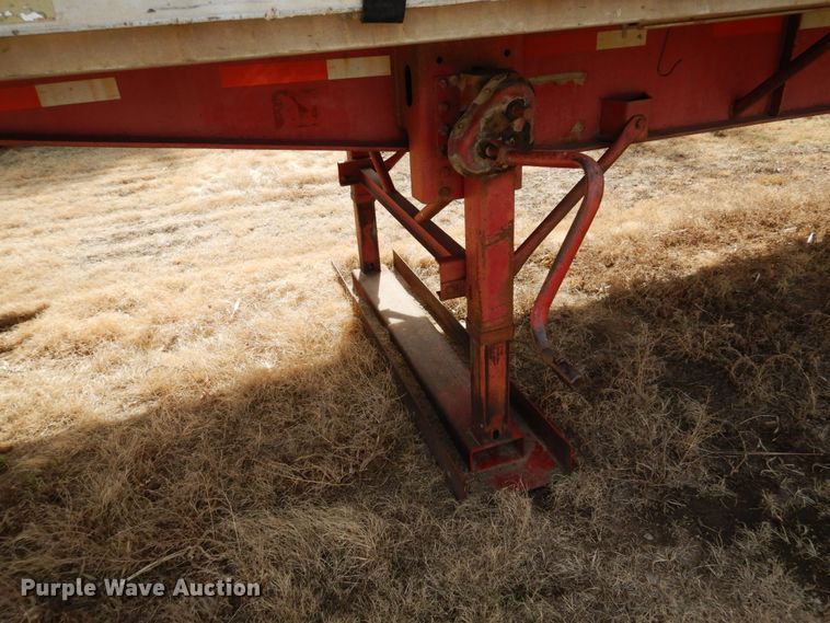 image for item DJ3071 1998 Trailmobile flatbed nurse tank trailer