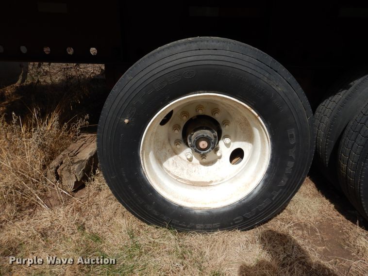 image for item DJ3071 1998 Trailmobile flatbed nurse tank trailer