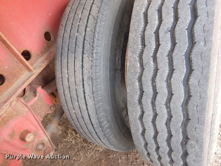 image for item DJ3071 1998 Trailmobile flatbed nurse tank trailer