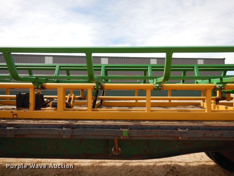 image for item DJ3072 1988 Fruehauf FB8 bale carrier flatbed trailer