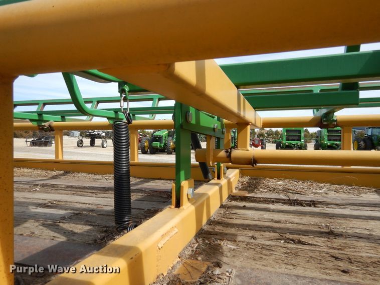 image for item DJ3072 1988 Fruehauf FB8 bale carrier flatbed trailer