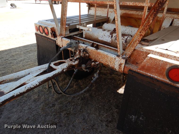 image for item DJ3073 (2) Doonan grain trailers