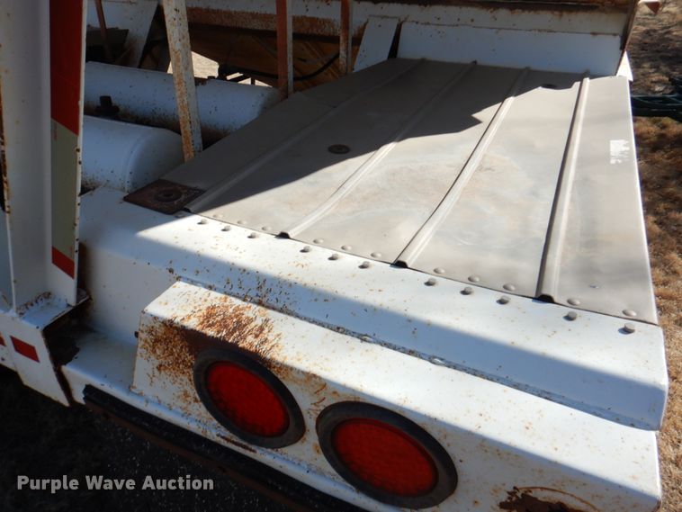 image for item DJ3073 (2) Doonan grain trailers