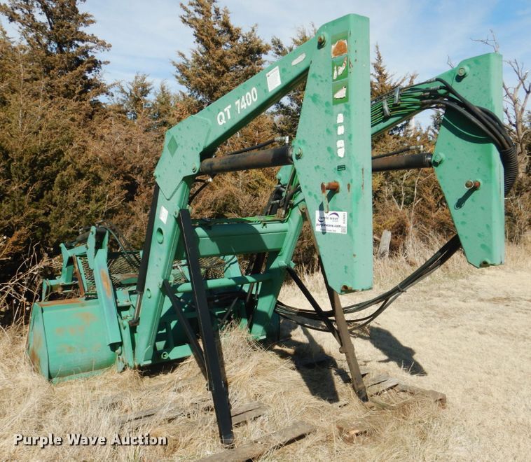 image for item DJ3083 KD QT7400 loader