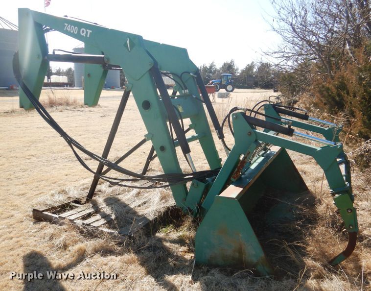 image for item DJ3083 KD QT7400 loader