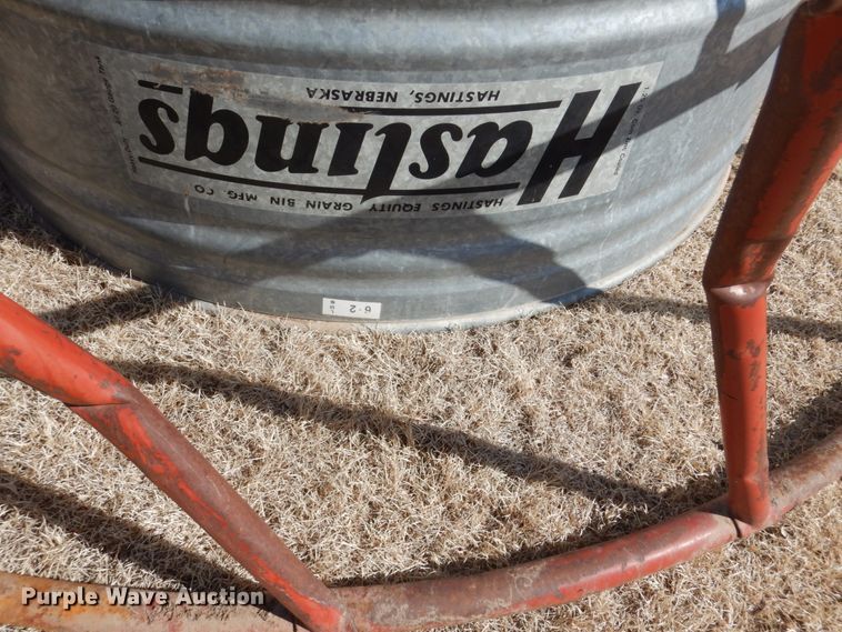 Livestock equipment in Wakeeney, KS Item DJ3084 sold Purple Wave