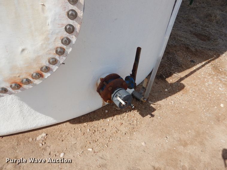 image for item DJ3092 Fiberglass fertilizer tank
