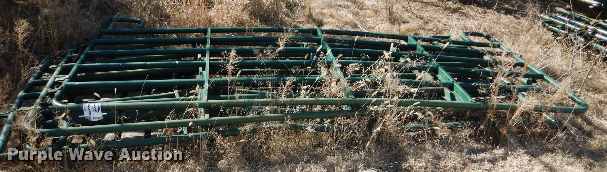 Approximately 39 livestock panels in Wakeeney, KS Item DJ3074 sold