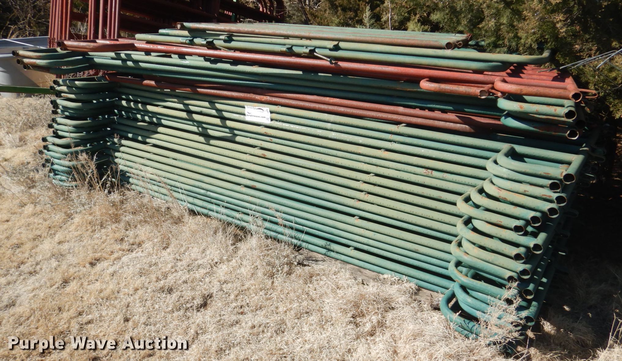 (27) livestock panels in Wakeeney, KS Item DJ3078 sold Purple Wave