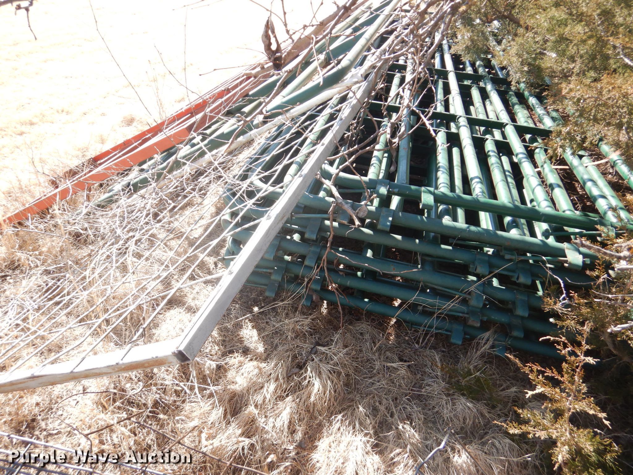 (14) livestock panels in Wakeeney, KS Item DJ3079 sold Purple Wave