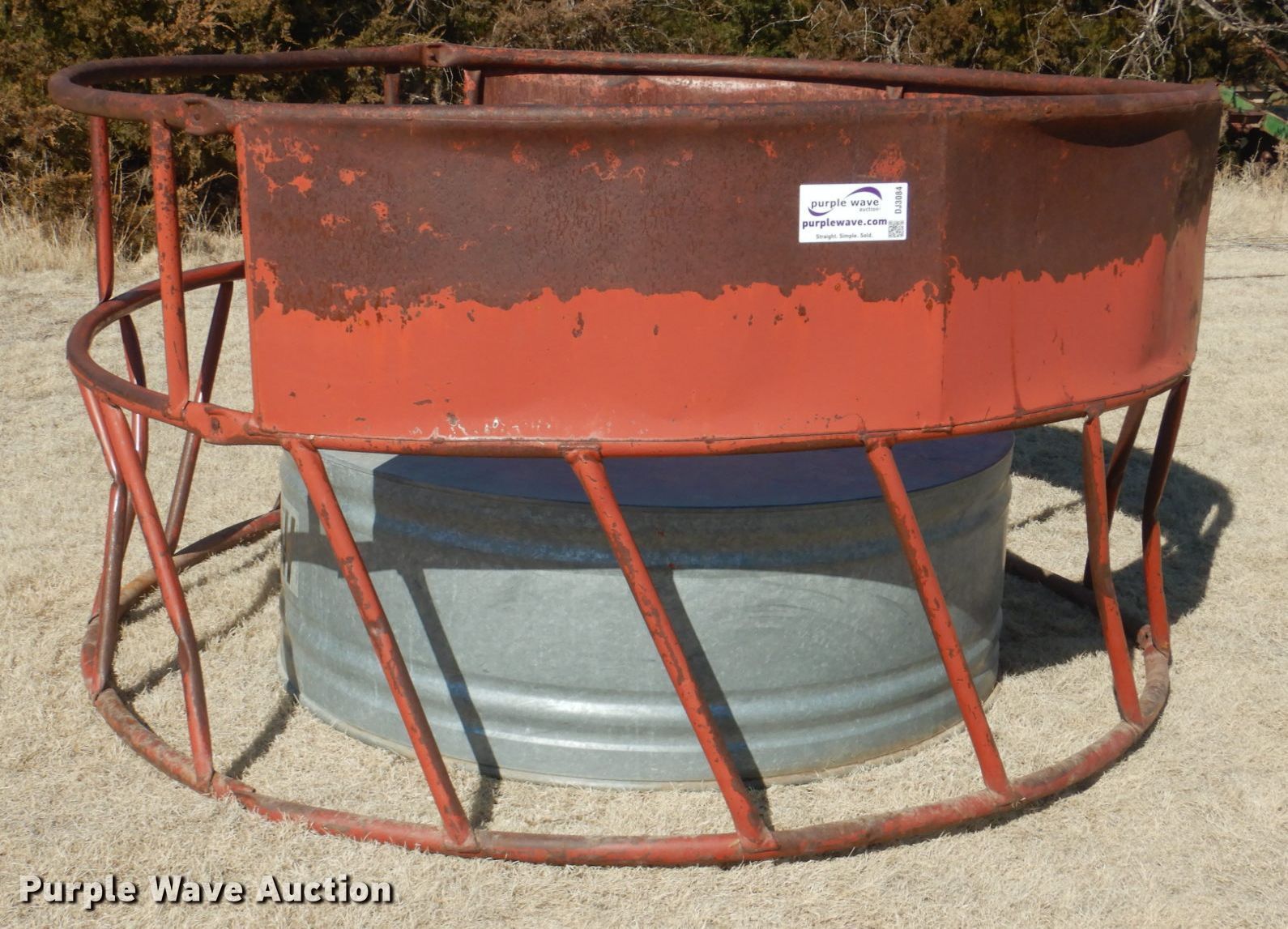 Livestock equipment in Wakeeney, KS Item DJ3084 sold Purple Wave