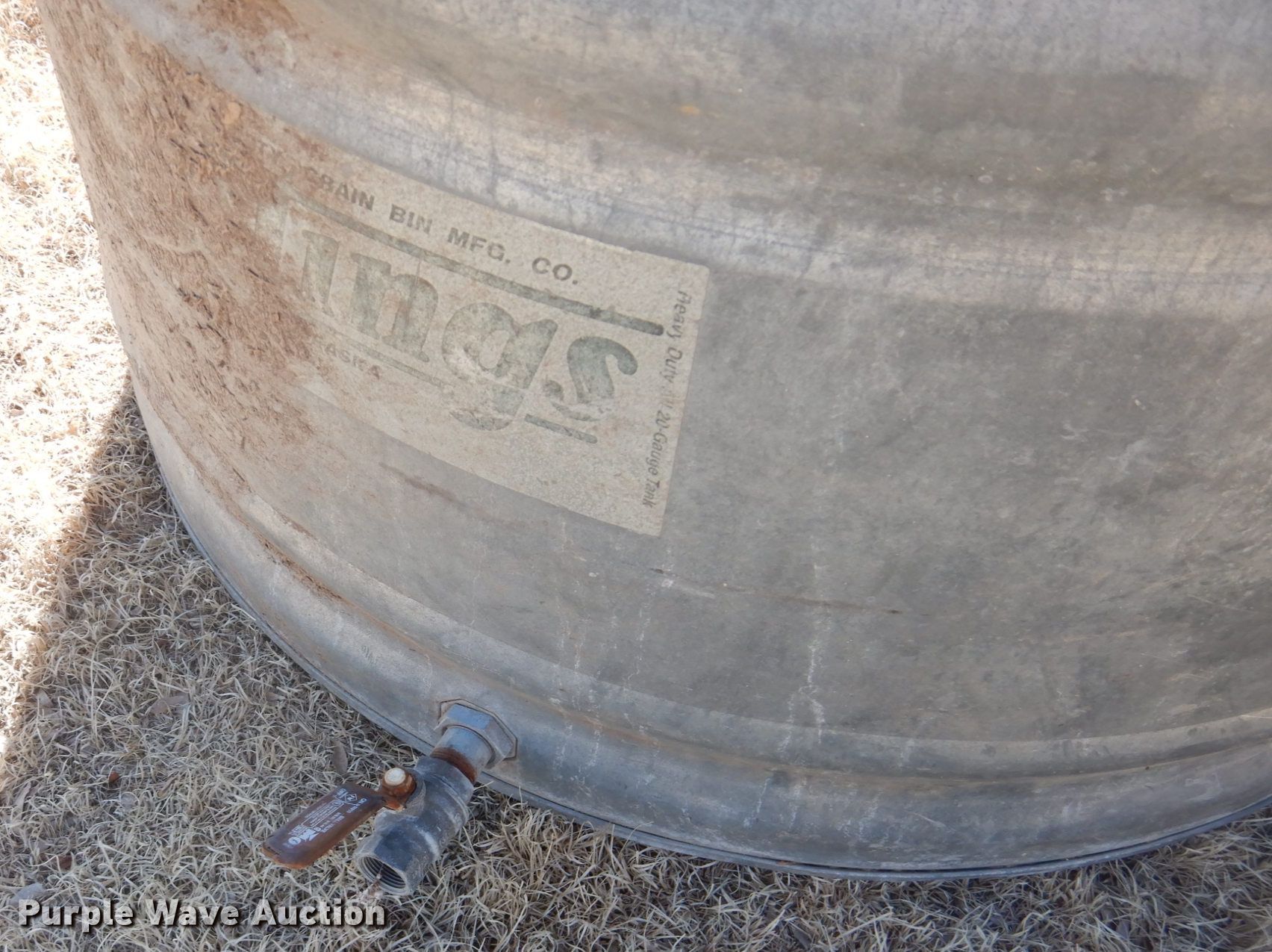 Livestock equipment in Wakeeney, KS Item DJ3084 sold Purple Wave