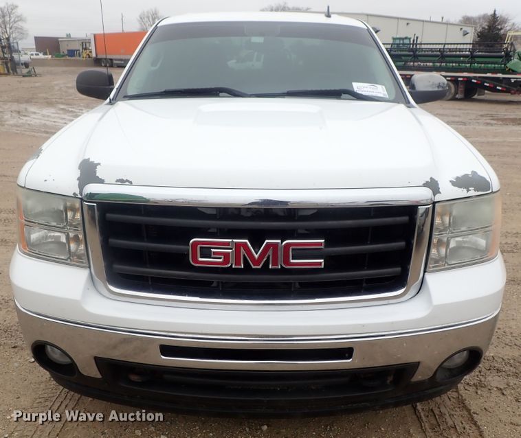 image for item DC3270 2009 GMC Sierra 1500  Crew Cab pickup truck
