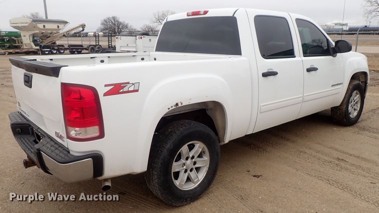 image for item DC3270 2009 GMC Sierra 1500  Crew Cab pickup truck