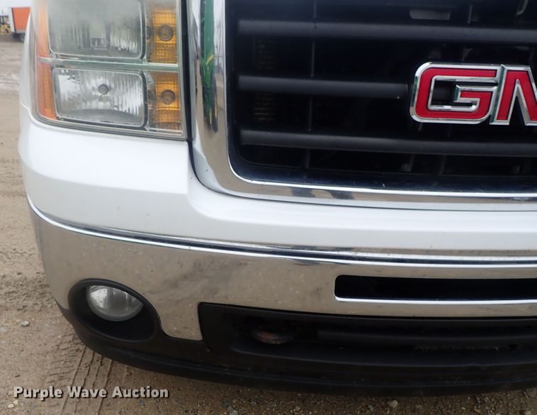 image for item DC3270 2009 GMC Sierra 1500  Crew Cab pickup truck