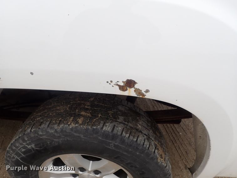 image for item DC3270 2009 GMC Sierra 1500  Crew Cab pickup truck