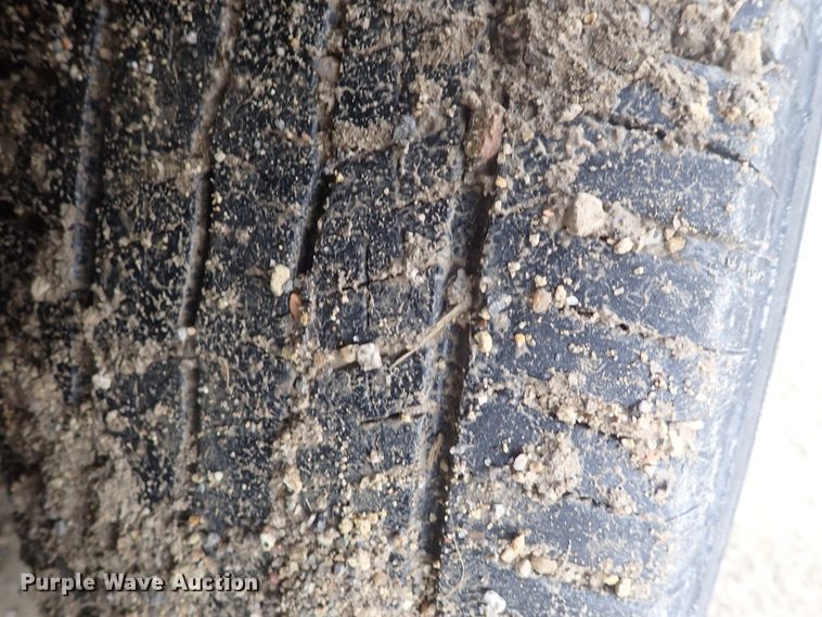 image for item DC3270 2009 GMC Sierra 1500  Crew Cab pickup truck