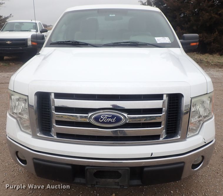 image for item DC3272 2010 Ford F150  Crew Cab pickup truck