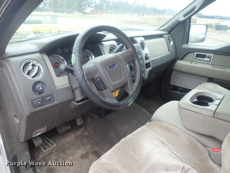 image for item DC3272 2010 Ford F150  Crew Cab pickup truck