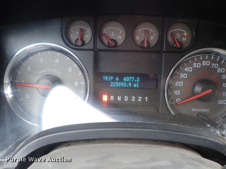 image for item DC3272 2010 Ford F150  Crew Cab pickup truck