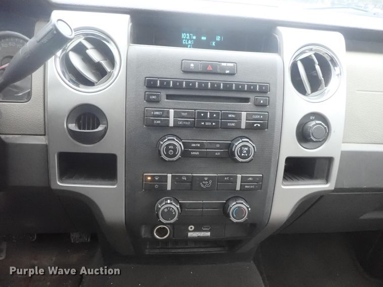 image for item DC3272 2010 Ford F150  Crew Cab pickup truck