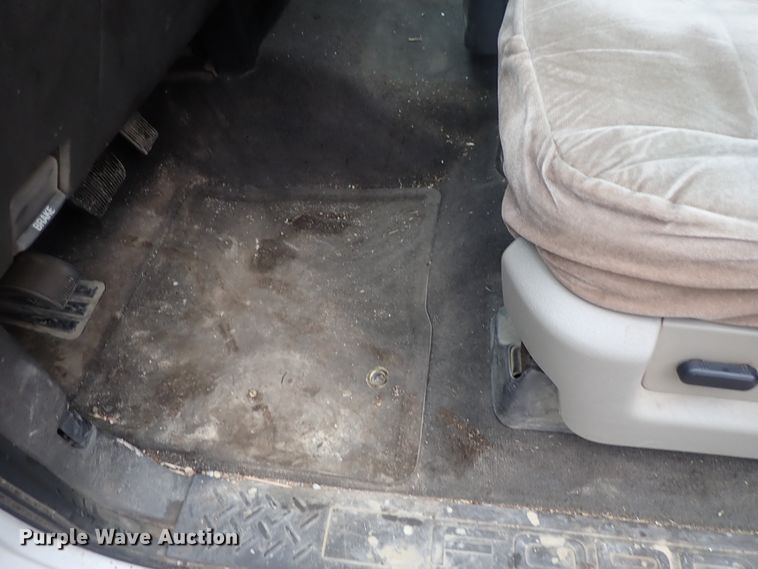 image for item DC3272 2010 Ford F150  Crew Cab pickup truck