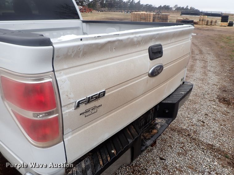 image for item DC3272 2010 Ford F150  Crew Cab pickup truck