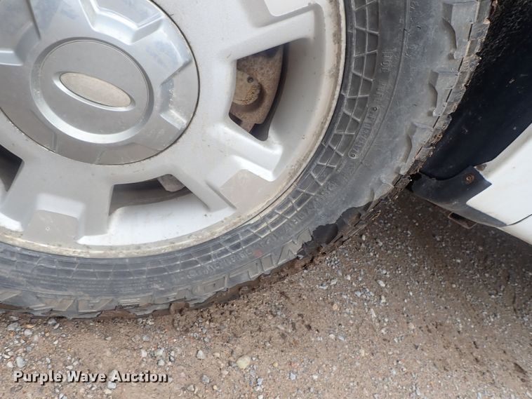 image for item DC3272 2010 Ford F150  Crew Cab pickup truck