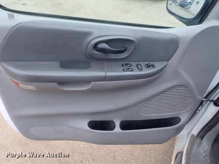 image for item DC3274 2001 Ford F150  SuperCab pickup truck