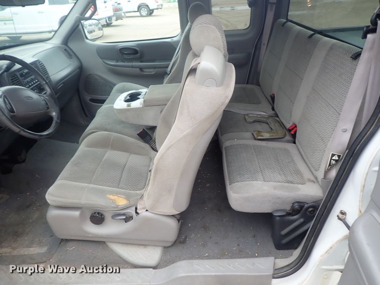 image for item DC3274 2001 Ford F150  SuperCab pickup truck