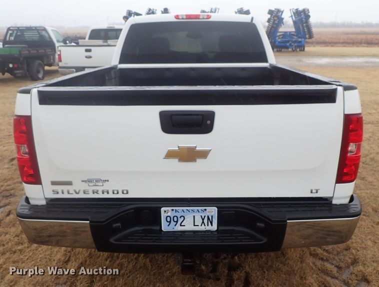 image for item DC3280 2011 Chevrolet Silverado 1500  Ext. Cab pickup truck