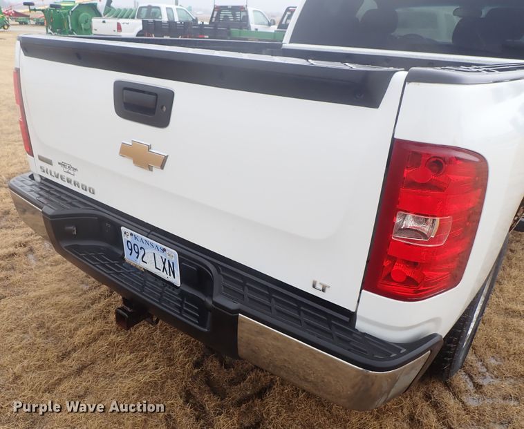 image for item DC3280 2011 Chevrolet Silverado 1500  Ext. Cab pickup truck