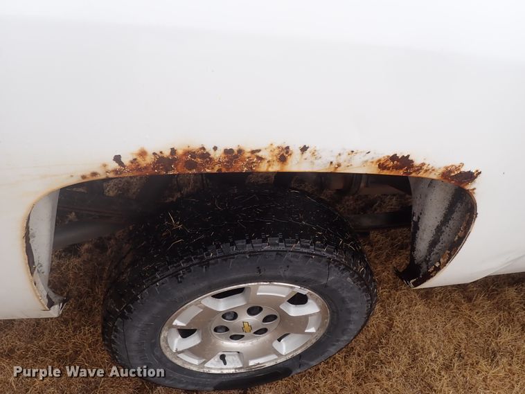 image for item DC3280 2011 Chevrolet Silverado 1500  Ext. Cab pickup truck