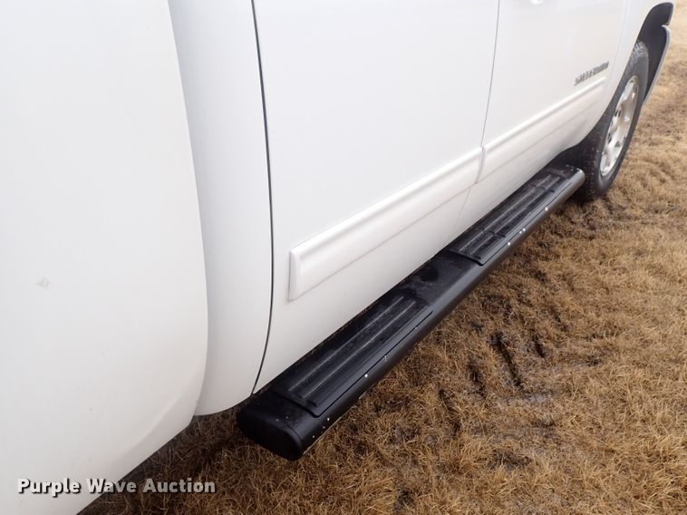 image for item DC3280 2011 Chevrolet Silverado 1500  Ext. Cab pickup truck