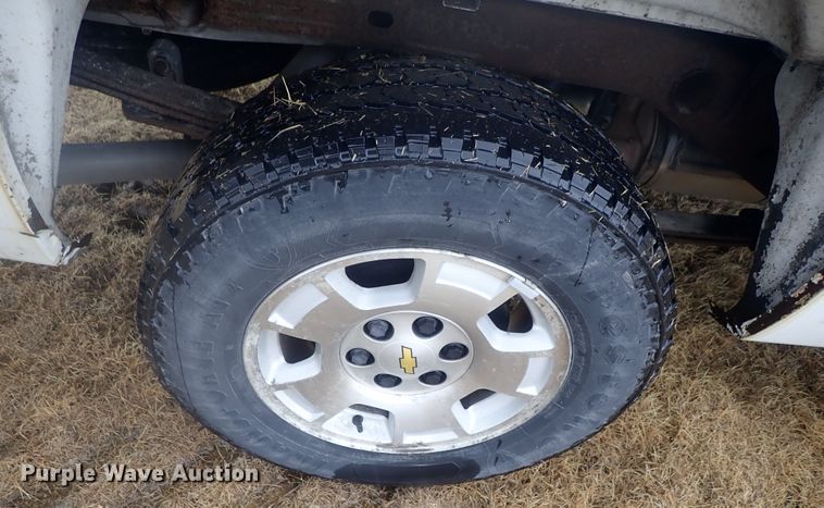 image for item DC3280 2011 Chevrolet Silverado 1500  Ext. Cab pickup truck