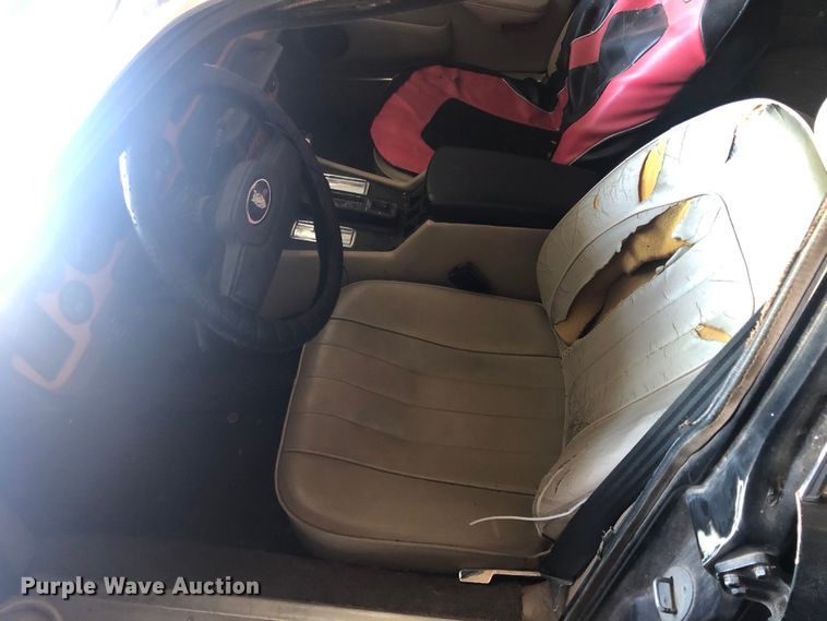 image for item DC3284 1985 Jaguar Vander Plas XJ6