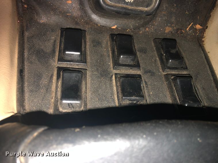 image for item DC3284 1985 Jaguar Vander Plas XJ6