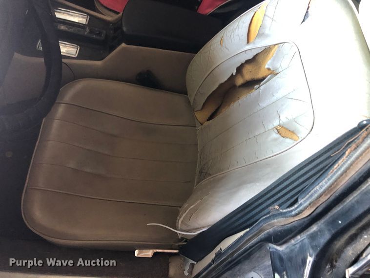 image for item DC3284 1985 Jaguar Vander Plas XJ6