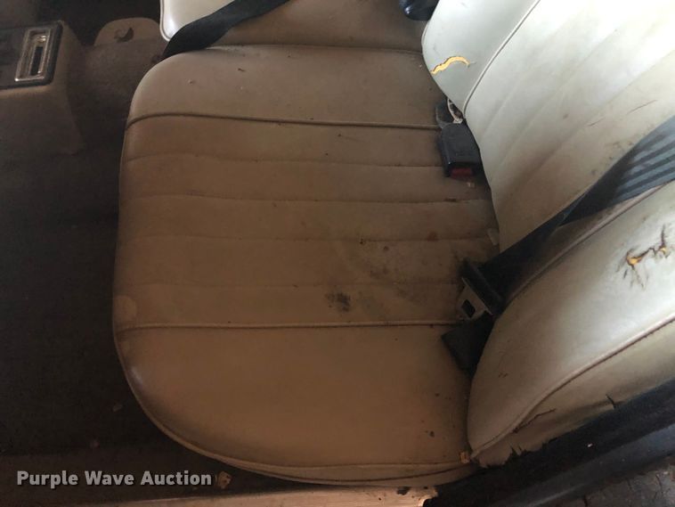 image for item DC3284 1985 Jaguar Vander Plas XJ6