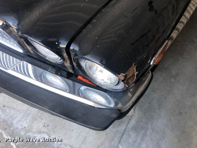 image for item DC3284 1985 Jaguar Vander Plas XJ6