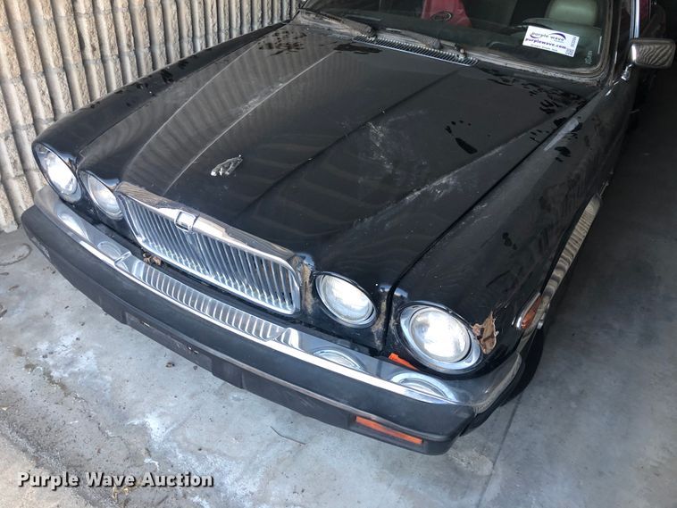 image for item DC3284 1985 Jaguar Vander Plas XJ6