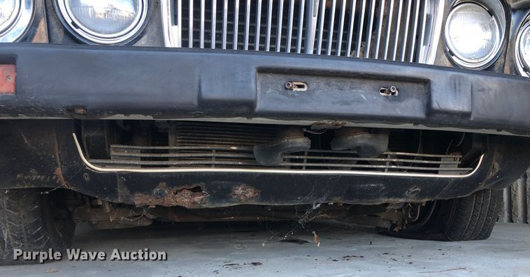 image for item DC3284 1985 Jaguar Vander Plas XJ6