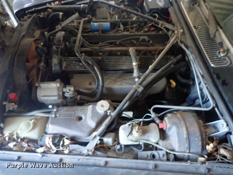 image for item DC3284 1985 Jaguar Vander Plas XJ6
