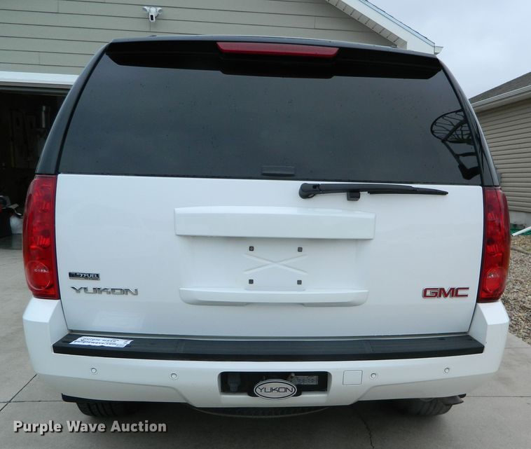 image for item DE4444 2008 GMC Yukon  SUV