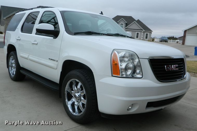 image for item DE4444 2008 GMC Yukon  SUV